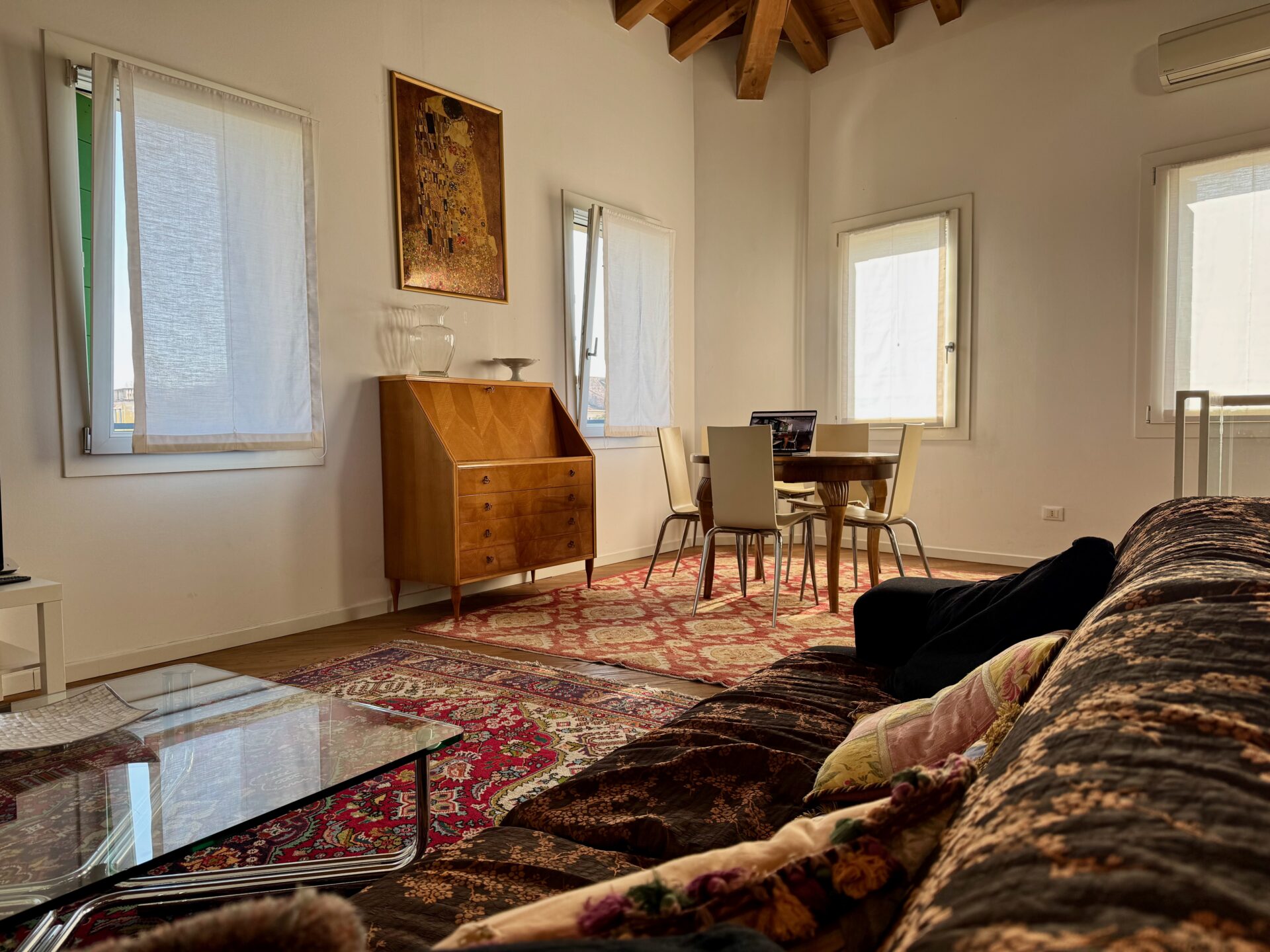 Deluxe Apartments Italia